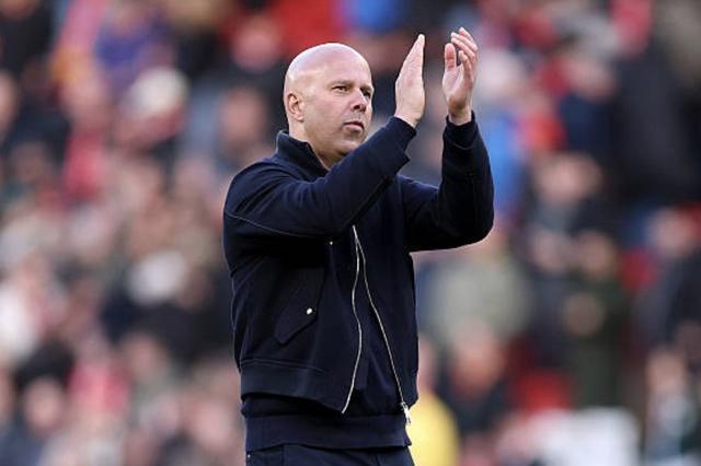 世界杯手机高清观看平台-没计划签定位球教练，天空：斯洛特更想教练组集体负责定位球